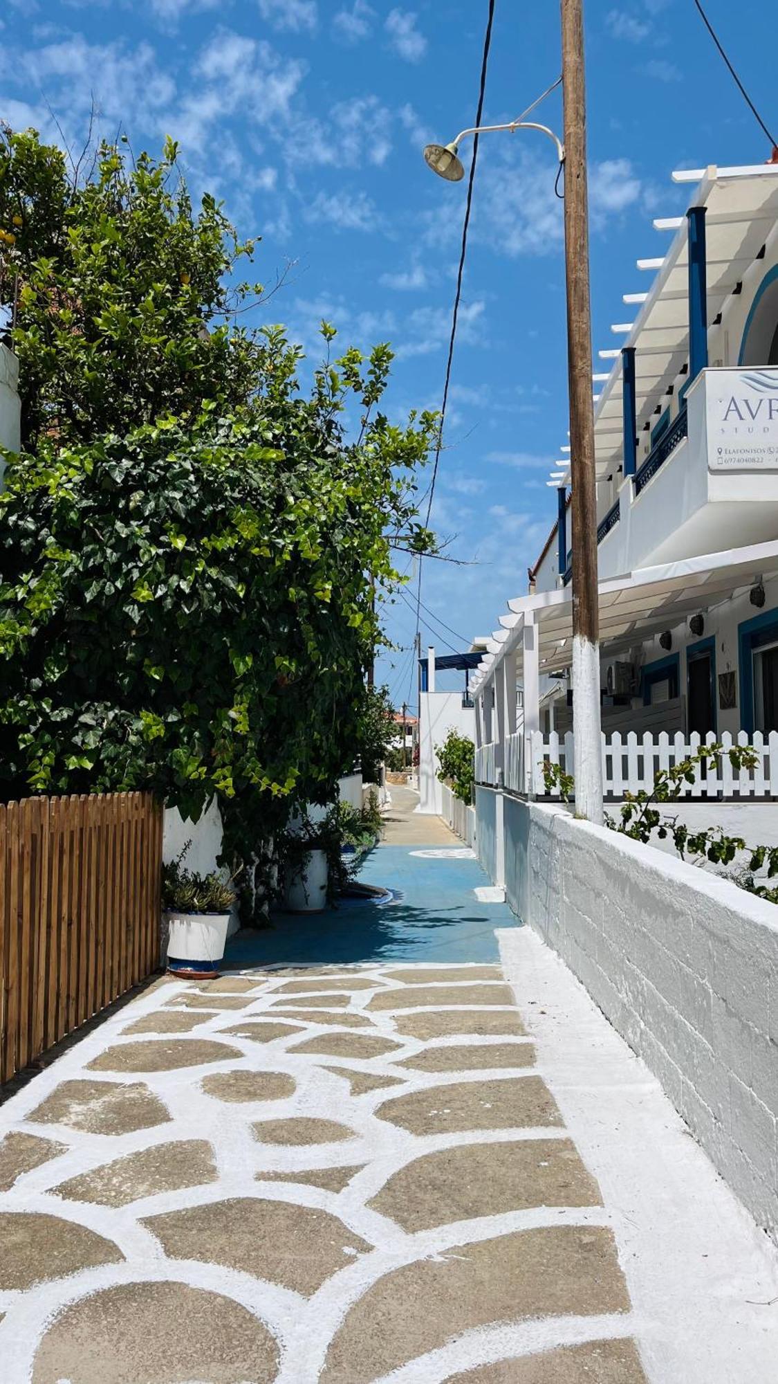 Avra Studios Elafonissos Exterior foto